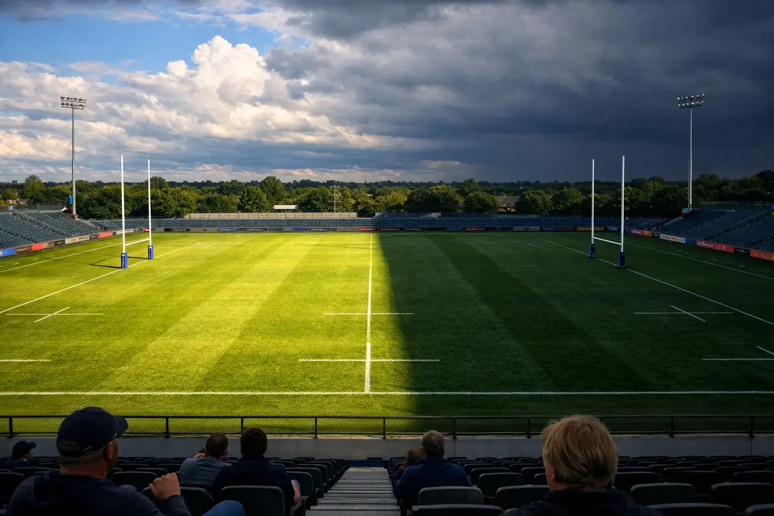 Terrain de rugby avec conditions météo variables